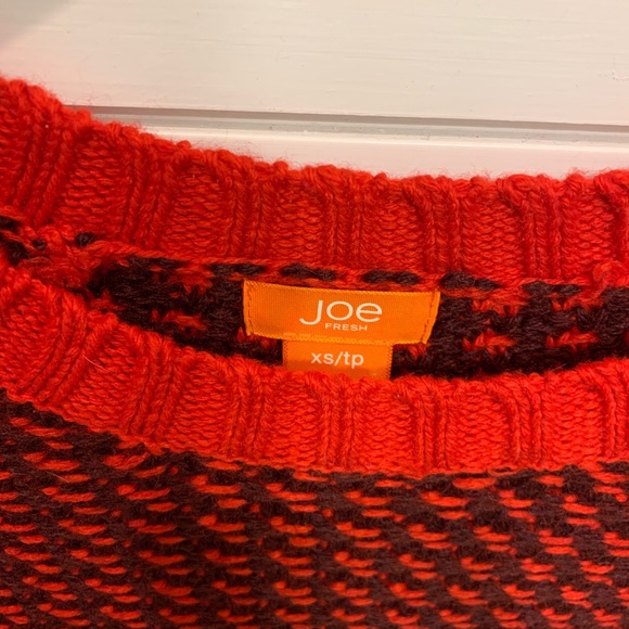 Joe Fresh Sweater - Picture 2 of 3